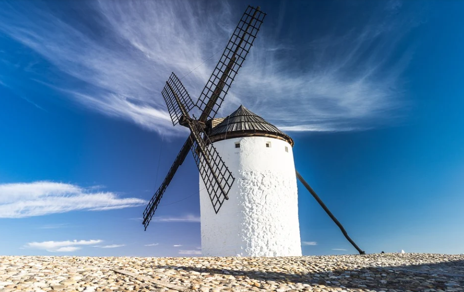 18歲可以注冊(cè)新加坡公司嗎？